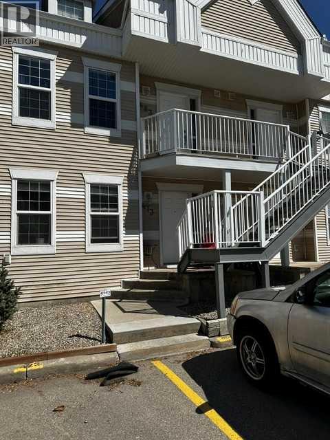 103 Strathaven Drive Property Photo 2
