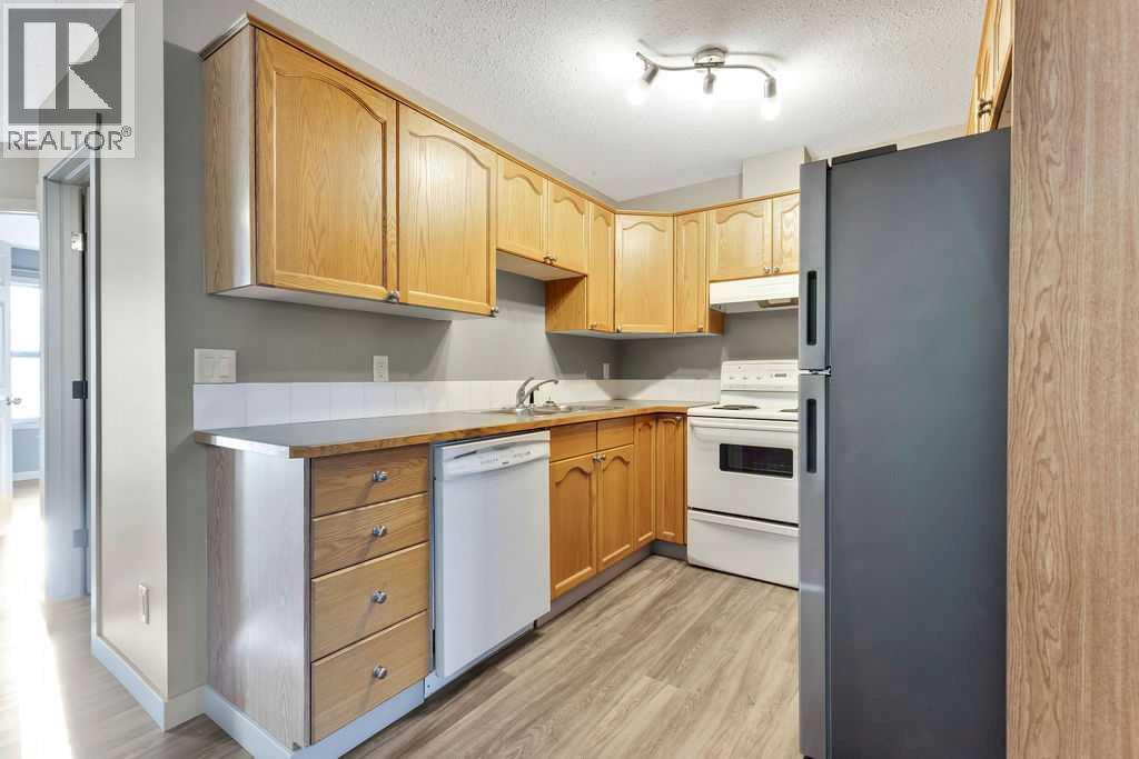 103 Strathaven Drive Property Photo 11