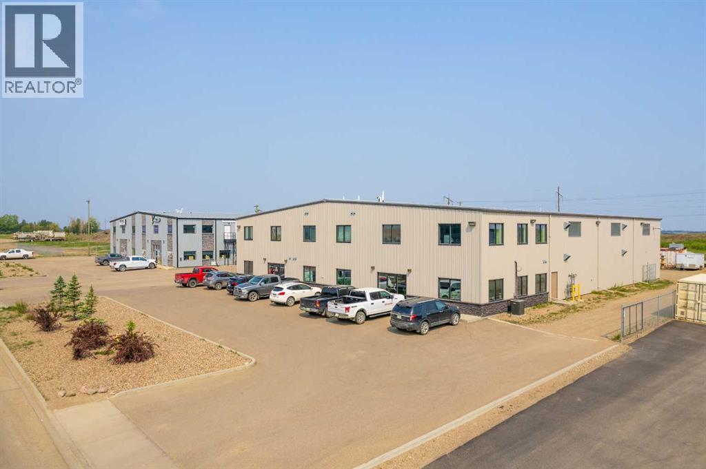 7156 56 Street Property Photo 1