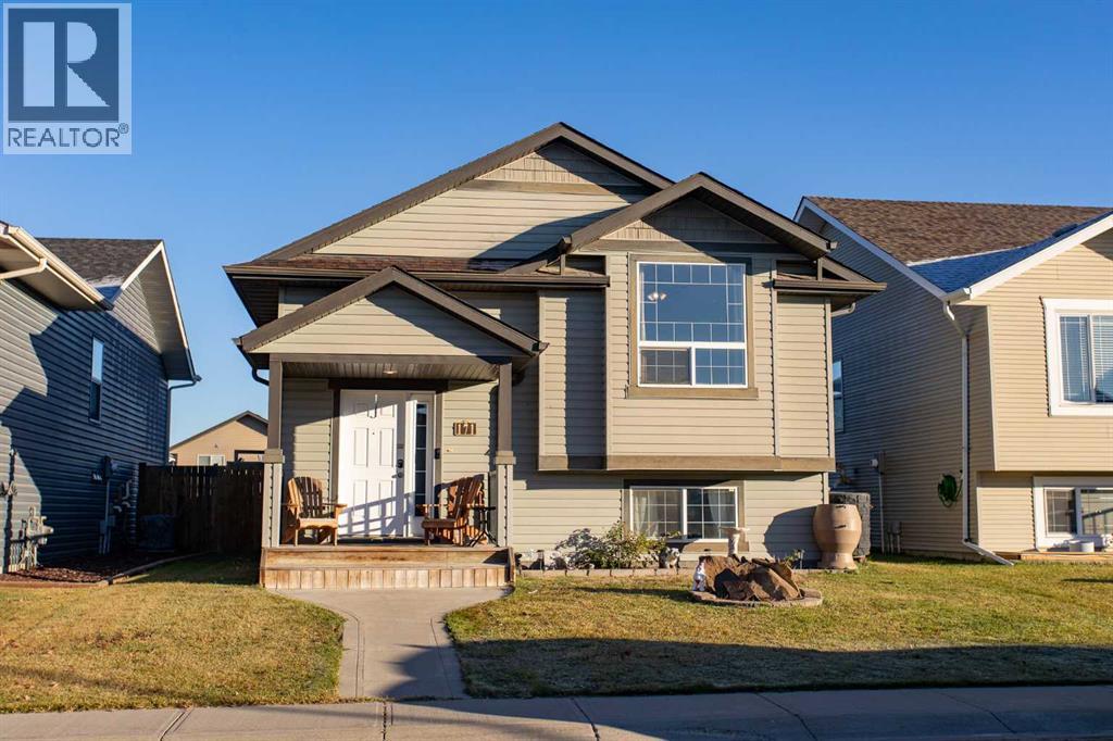 171 Long Close Property Photo 1