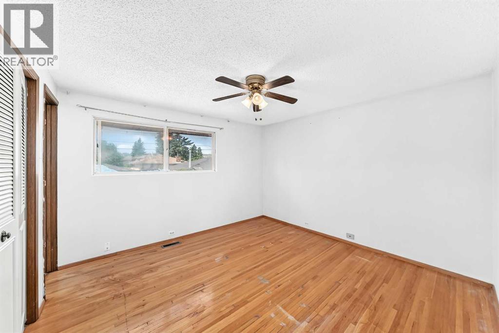 6839 Huntridge Hill Ne Property Photo 11