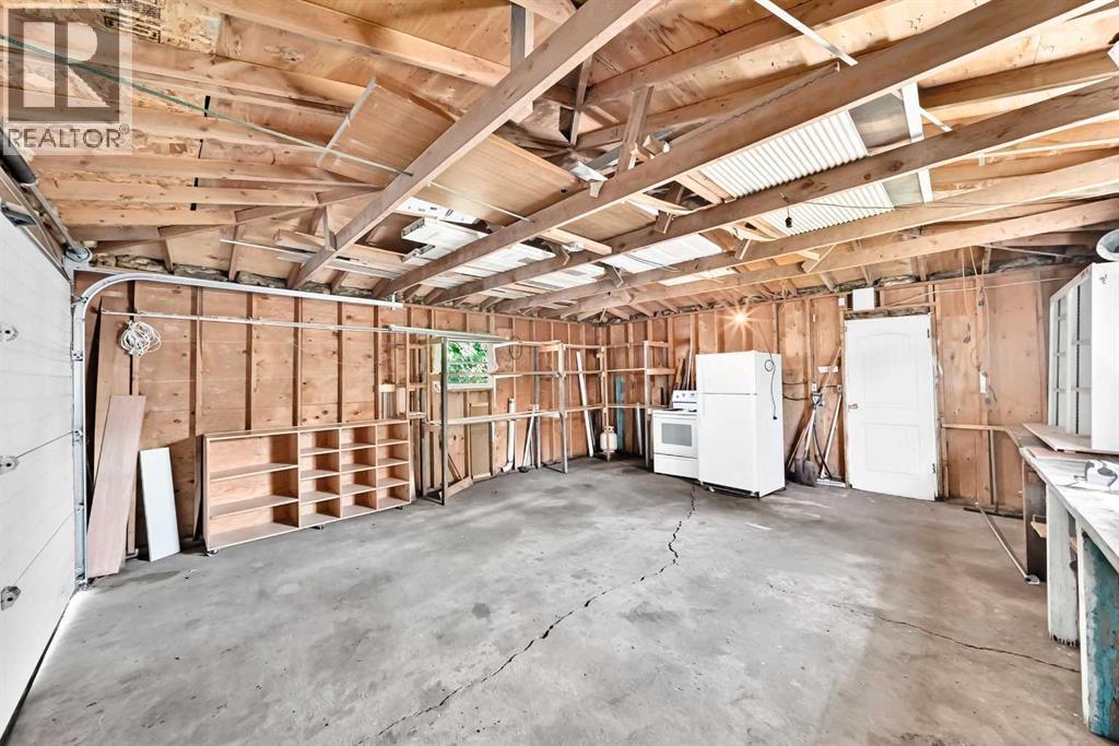 6839 Huntridge Hill Ne Property Photo 33