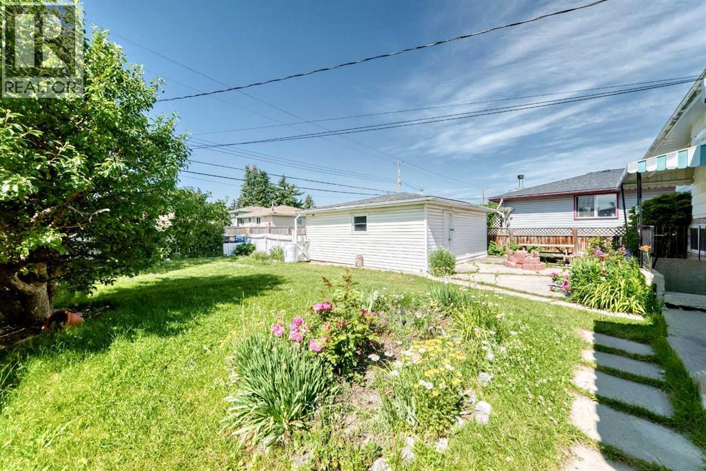 6839 Huntridge Hill Ne Property Photo 38
