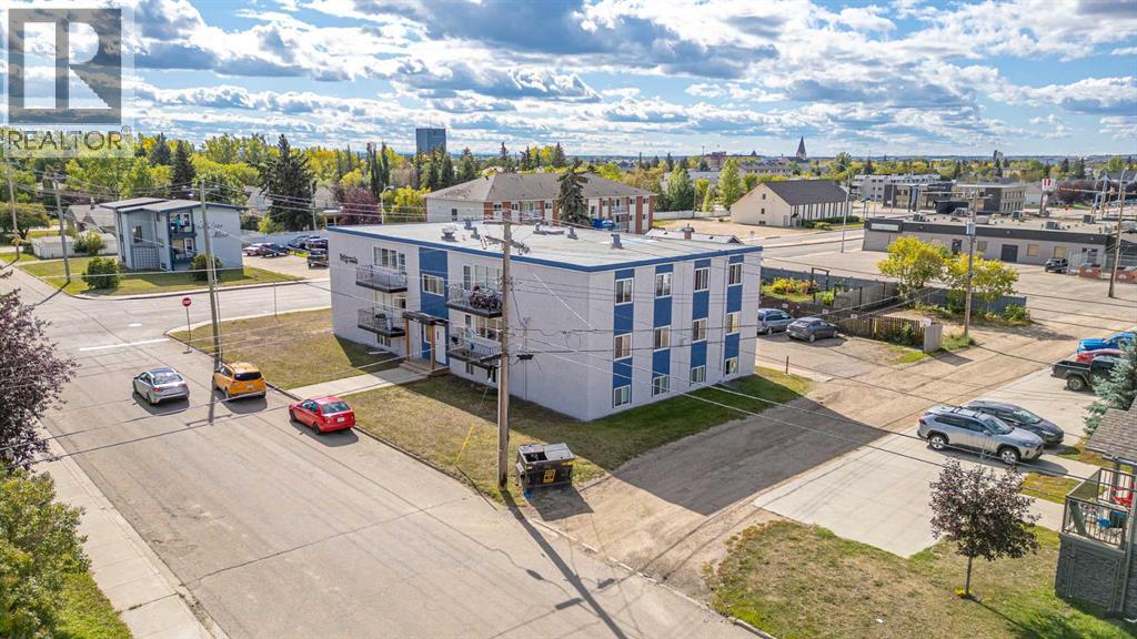 10802 99 Street Property Photo 12