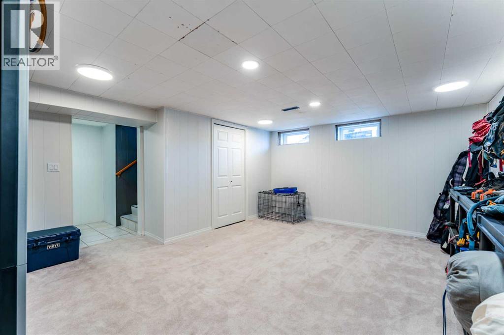 972 Poplar Avenue Property Photo 18