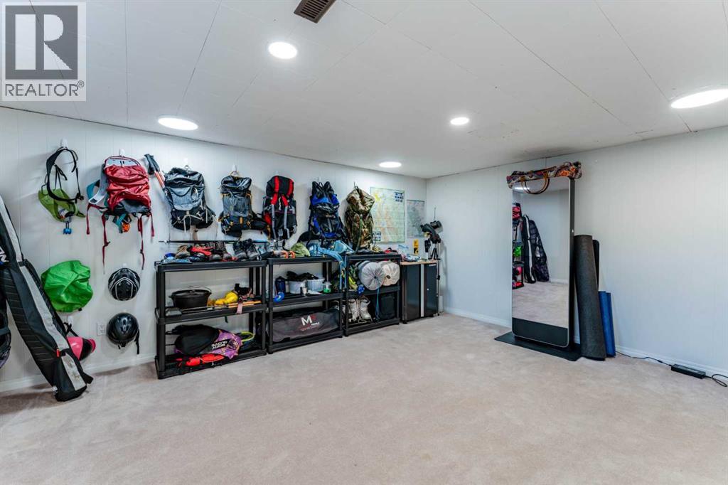 972 Poplar Avenue Property Photo 19