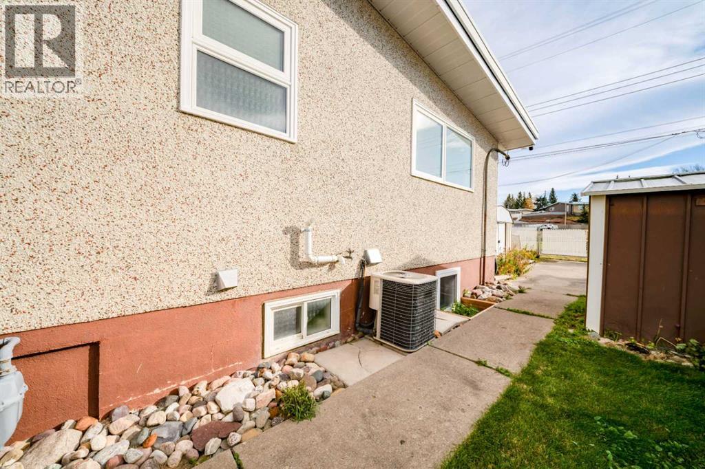 972 Poplar Avenue Property Photo 27