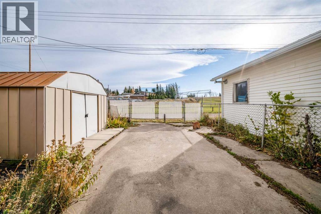 972 Poplar Avenue Property Photo 28