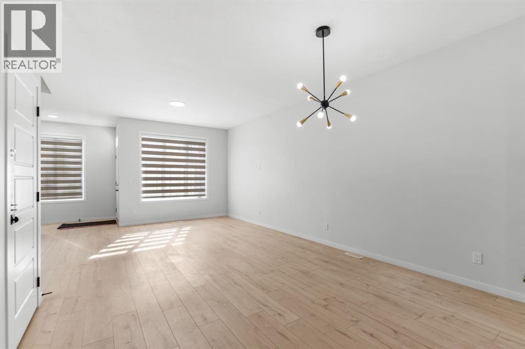 20 Corner Glen Avenue Ne Property Photo 2