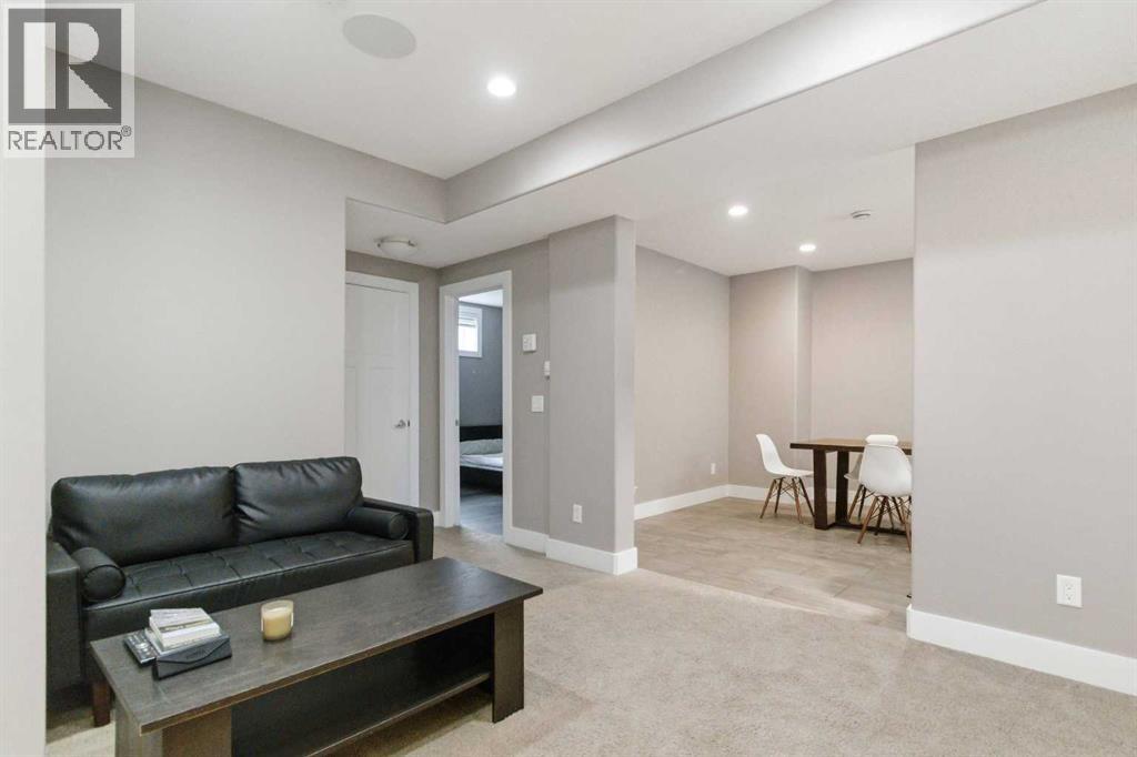 112 Dixon Road Property Photo 33