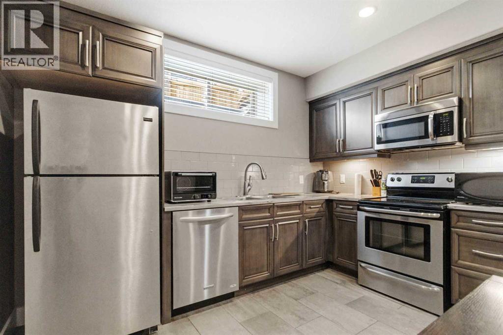 112 Dixon Road Property Photo 36