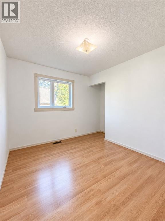 5009 45th Street Property Photo 15