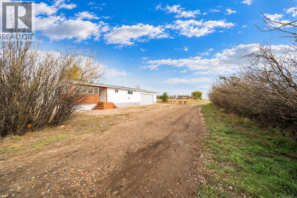 204 6 Street Property Photo 5