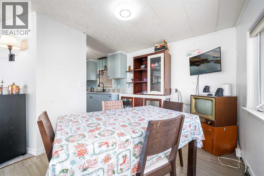 204 6 Street Property Photo 20