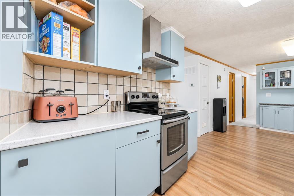 204 6 Street Property Photo 21