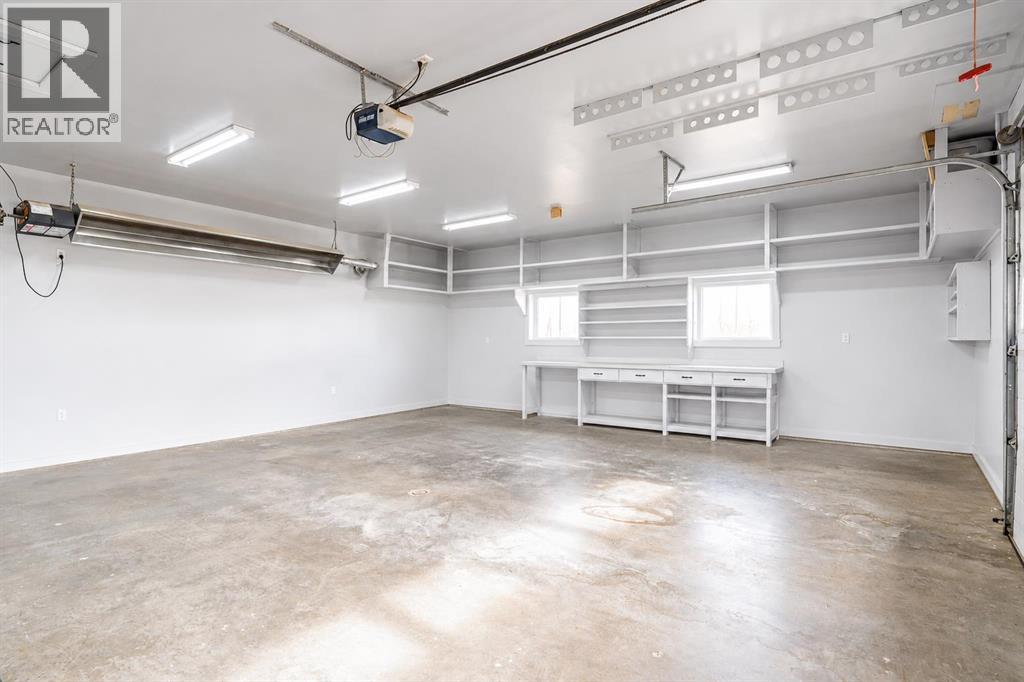 204 6 Street Property Photo 38