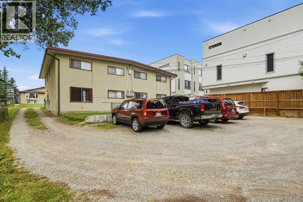 1612 24 Avenue Nw Property Photo 7