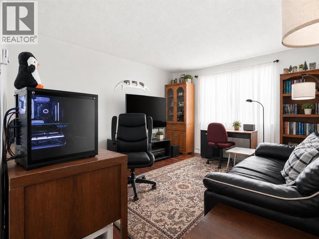 1612 24 Avenue Nw Property Photo 26