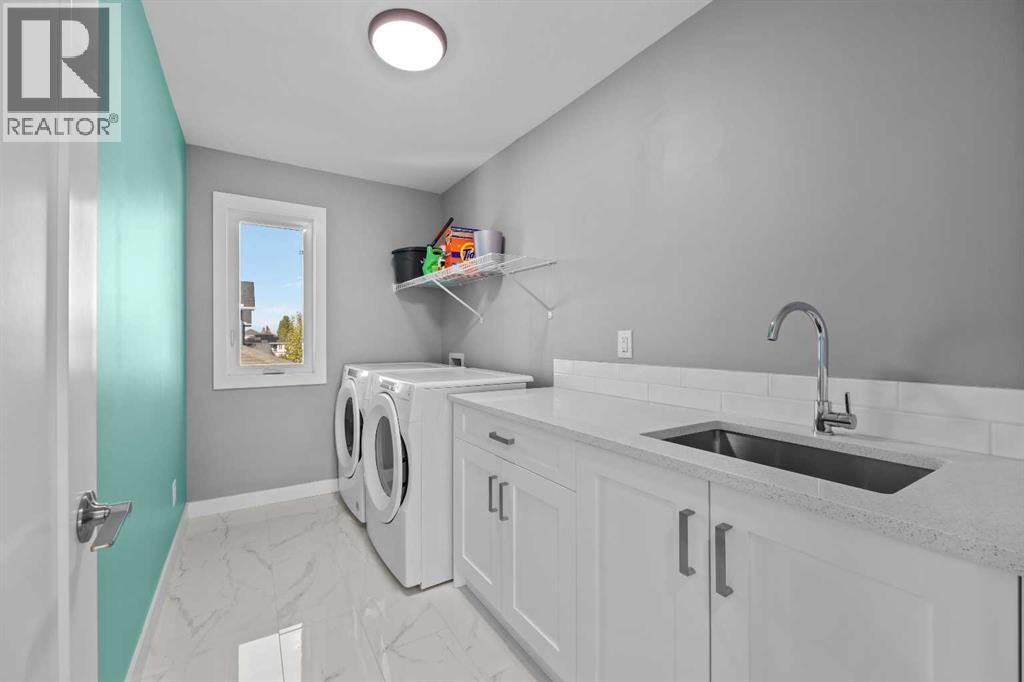1075 Stevens Place Property Photo 30
