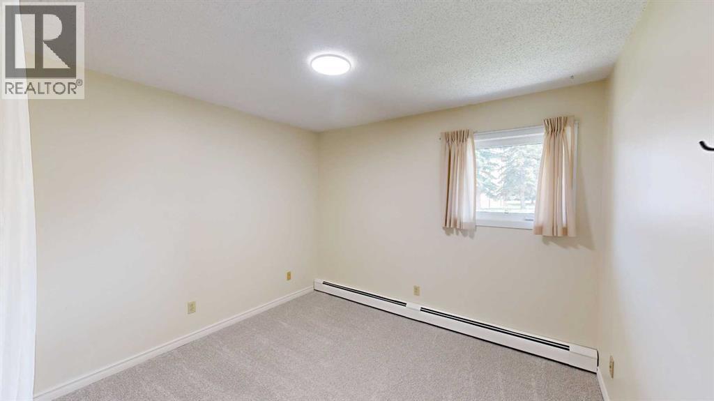 405 Columbia Boulevard West Property Photo 11