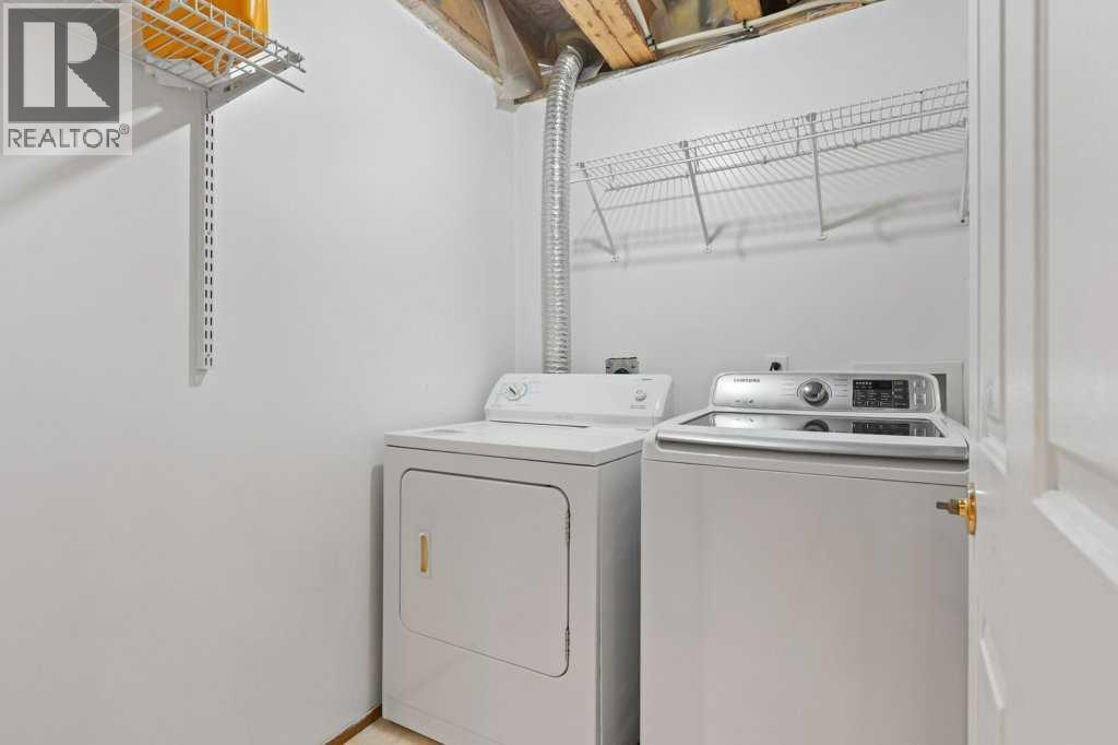 127 Erin Meadow Crescent Se Property Photo 31
