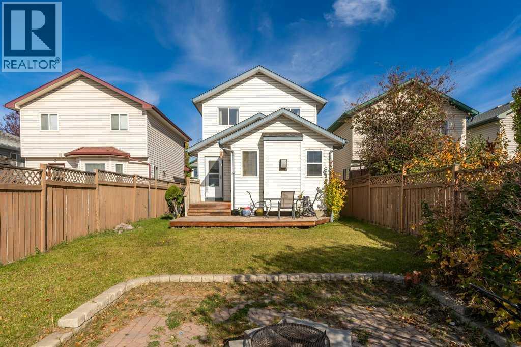 127 Erin Meadow Crescent Se Property Photo 34