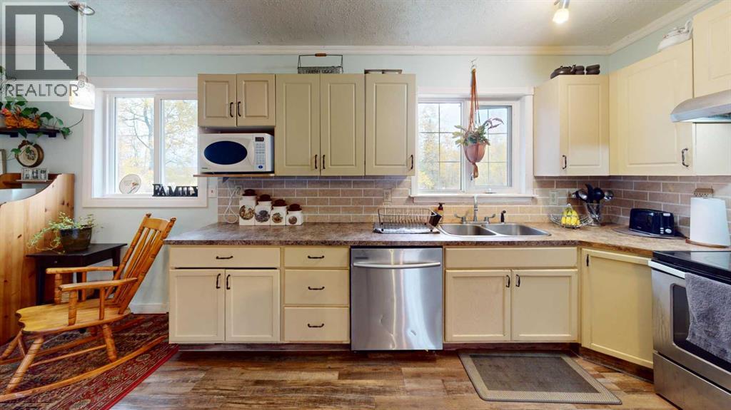 68218 Campsite Road Property Photo 3