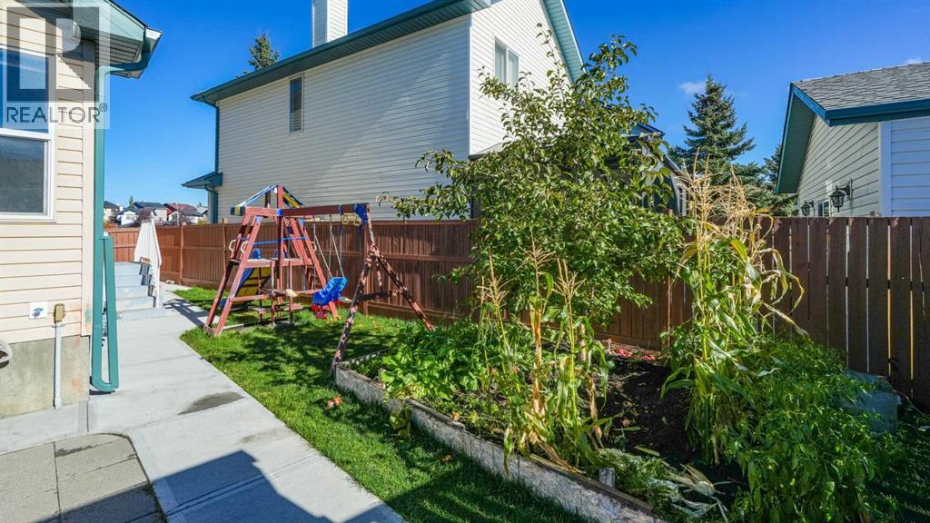 291 Taravista Street Ne Property Photo 4