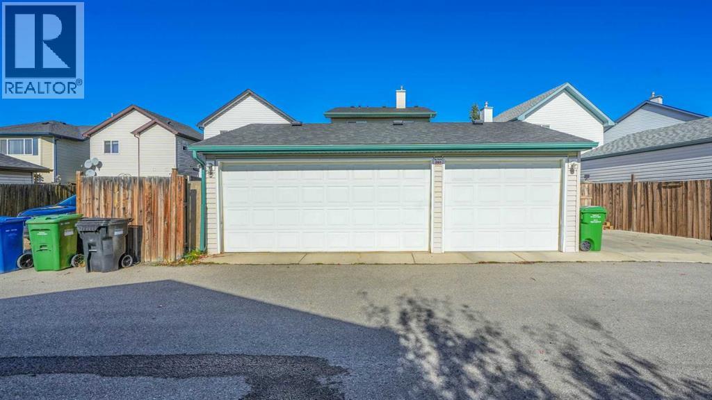 291 Taravista Street Ne Property Photo 9