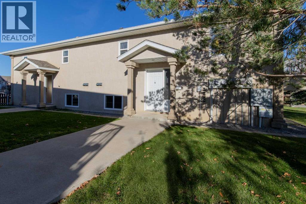 5 Tartan Boulevard West Property Photo 4
