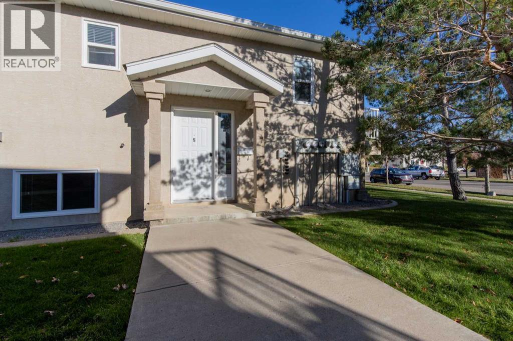 5 Tartan Boulevard West Property Photo 5