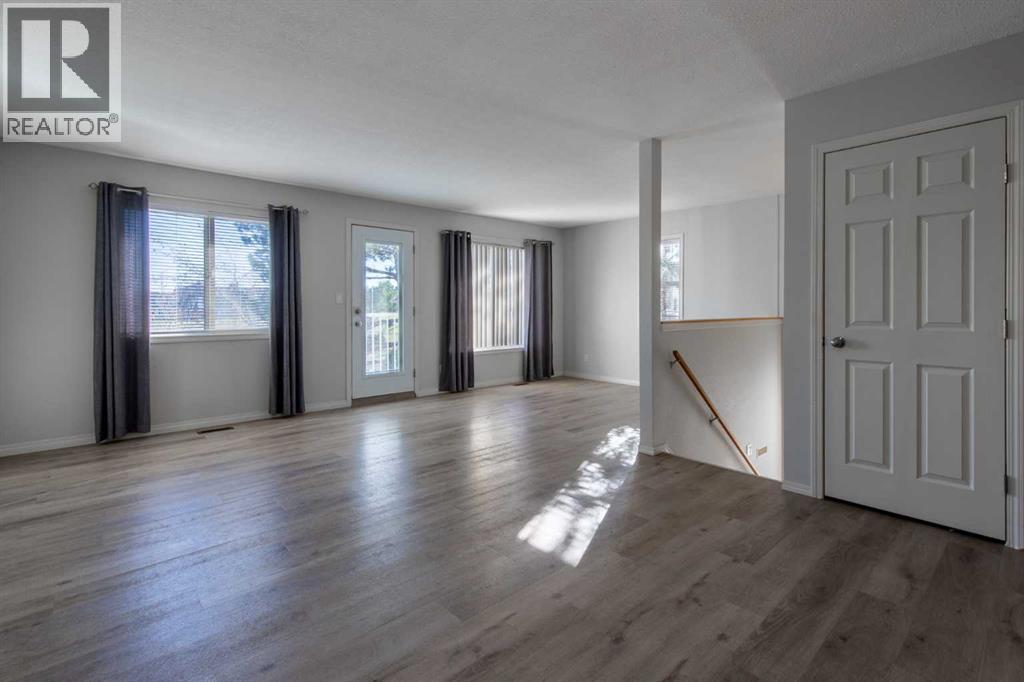 5 Tartan Boulevard West Property Photo 9