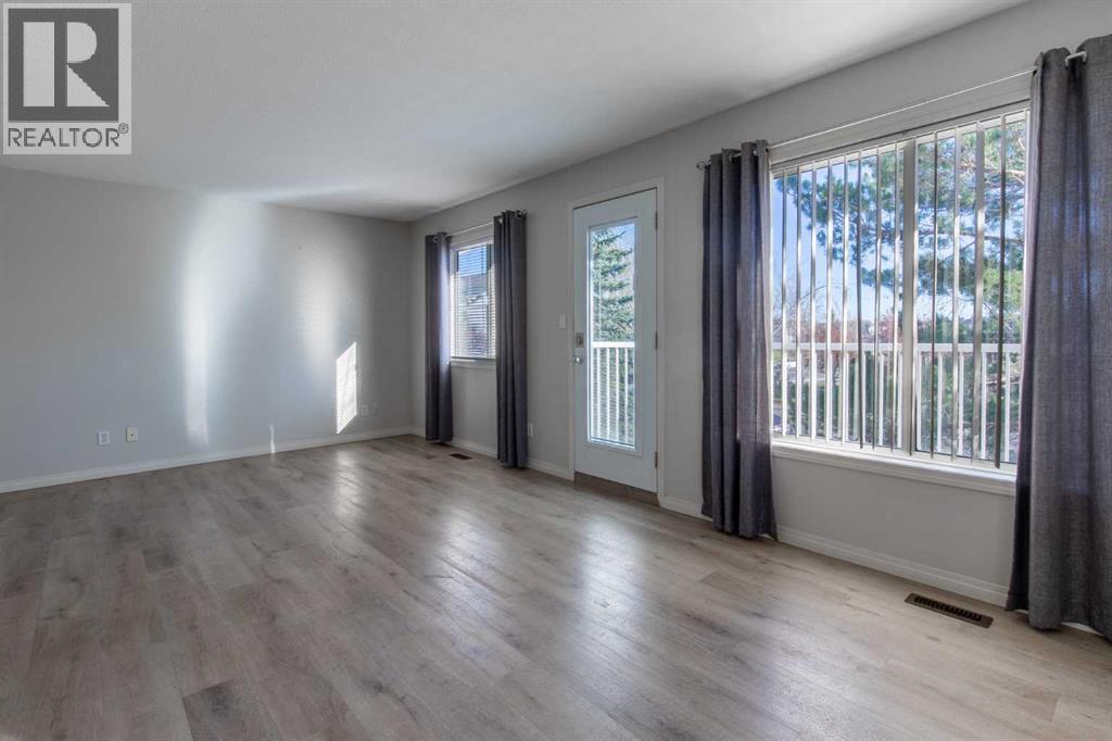 5 Tartan Boulevard West Property Photo 11