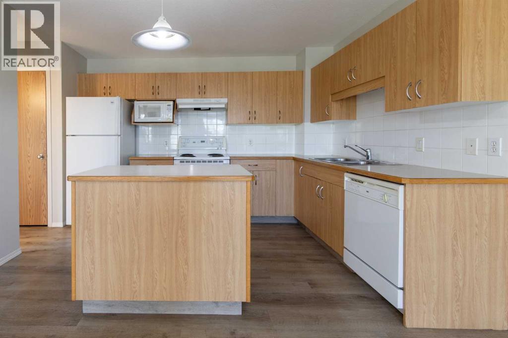 5 Tartan Boulevard West Property Photo 13