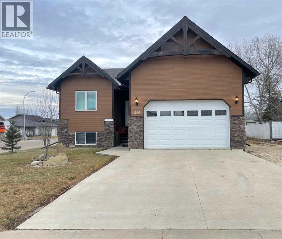810 7 Ave Property Photo 35
