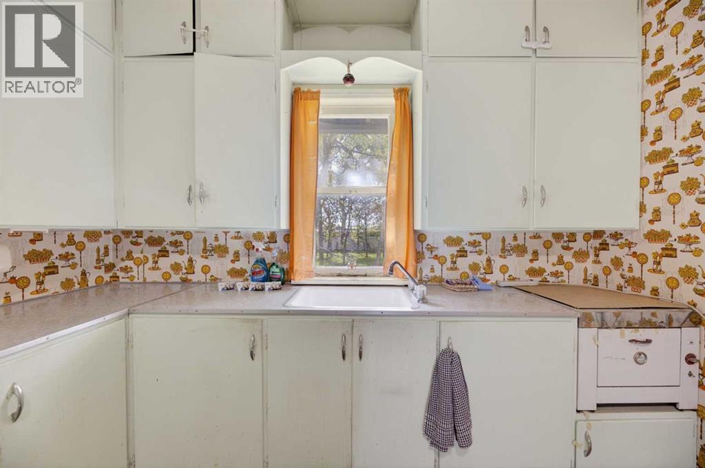 1701 18 Avenue Property Photo 14