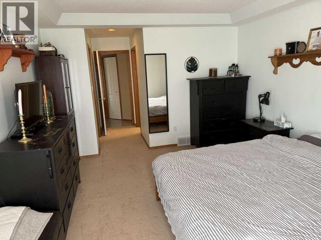 71 White Pelican Court Property Photo 4
