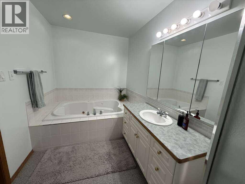 71 White Pelican Court Property Photo 8