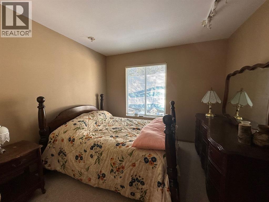 200 4 Avenue Southwest Property Photo 23