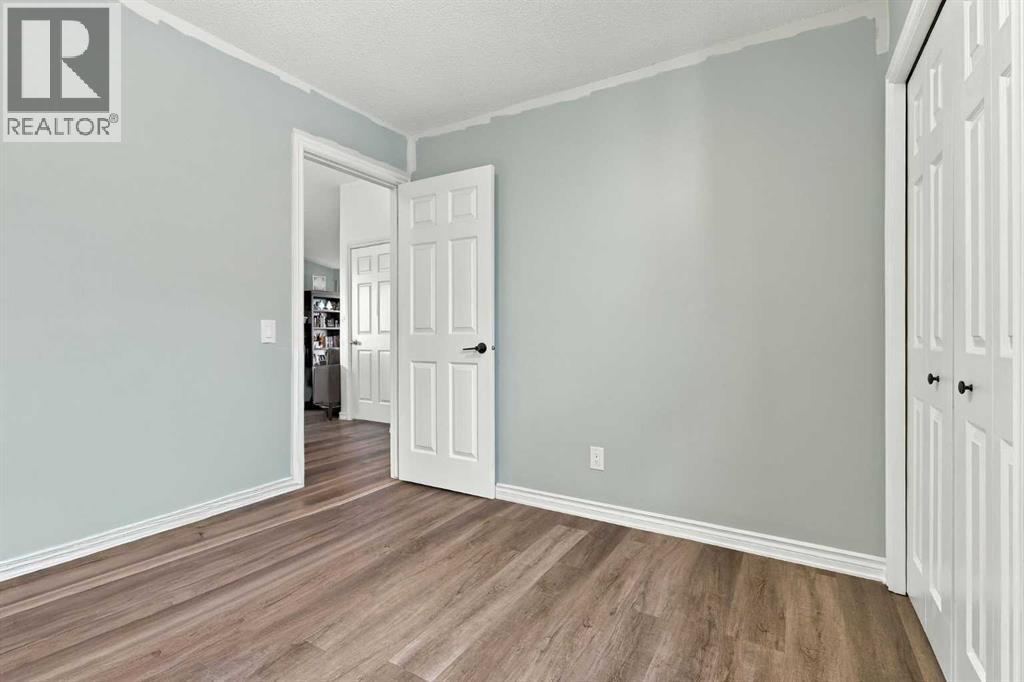 16 Mckenna Place Se Property Photo 18