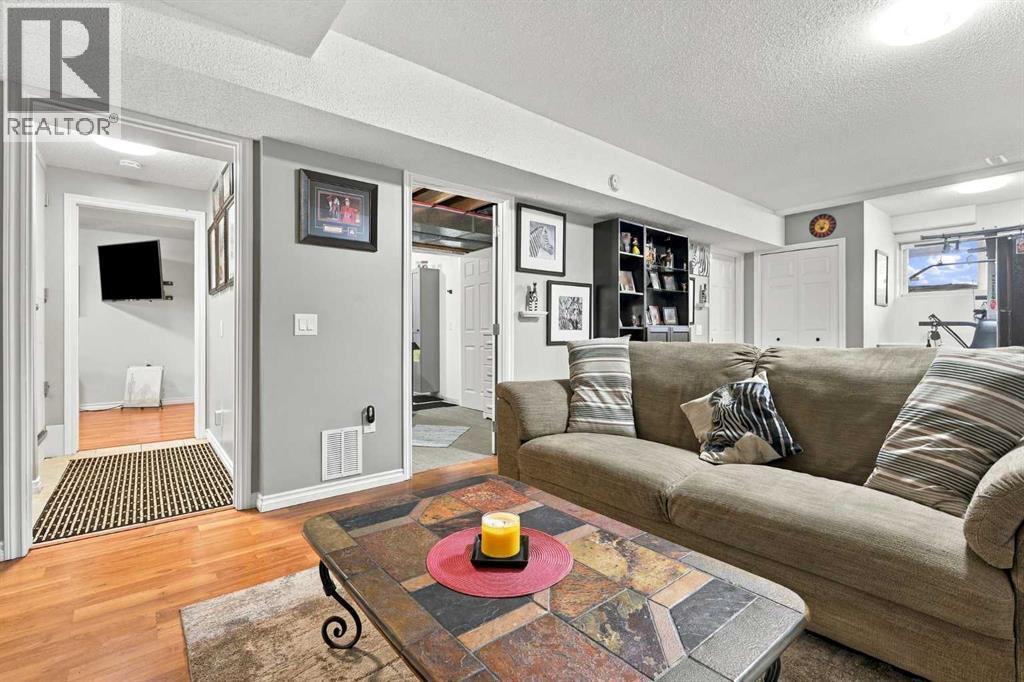 16 Mckenna Place Se Property Photo 28