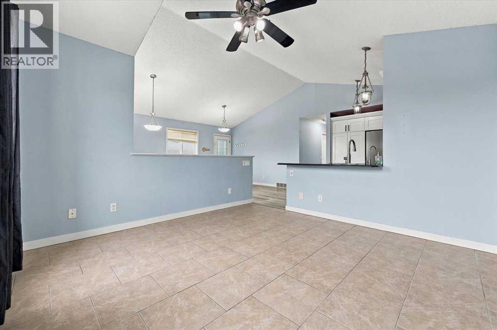 3 Cimarron Meadows Bay Property Photo 6