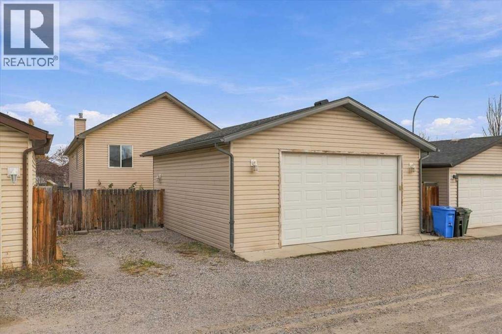 3 Cimarron Meadows Bay Property Photo 28