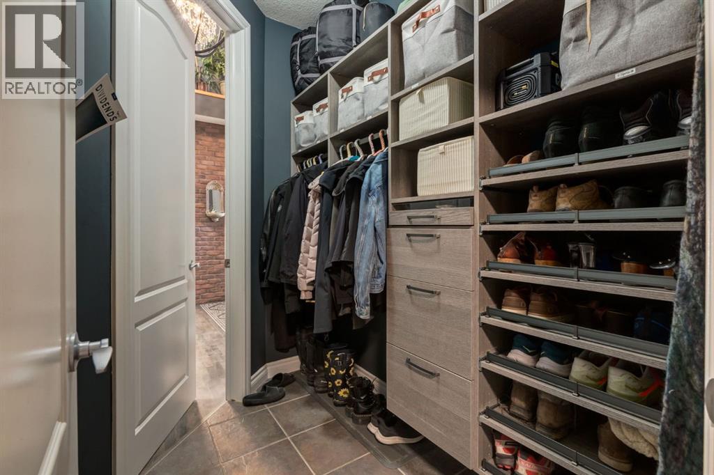 48 Valley Crest Gardens Nw Property Photo 5