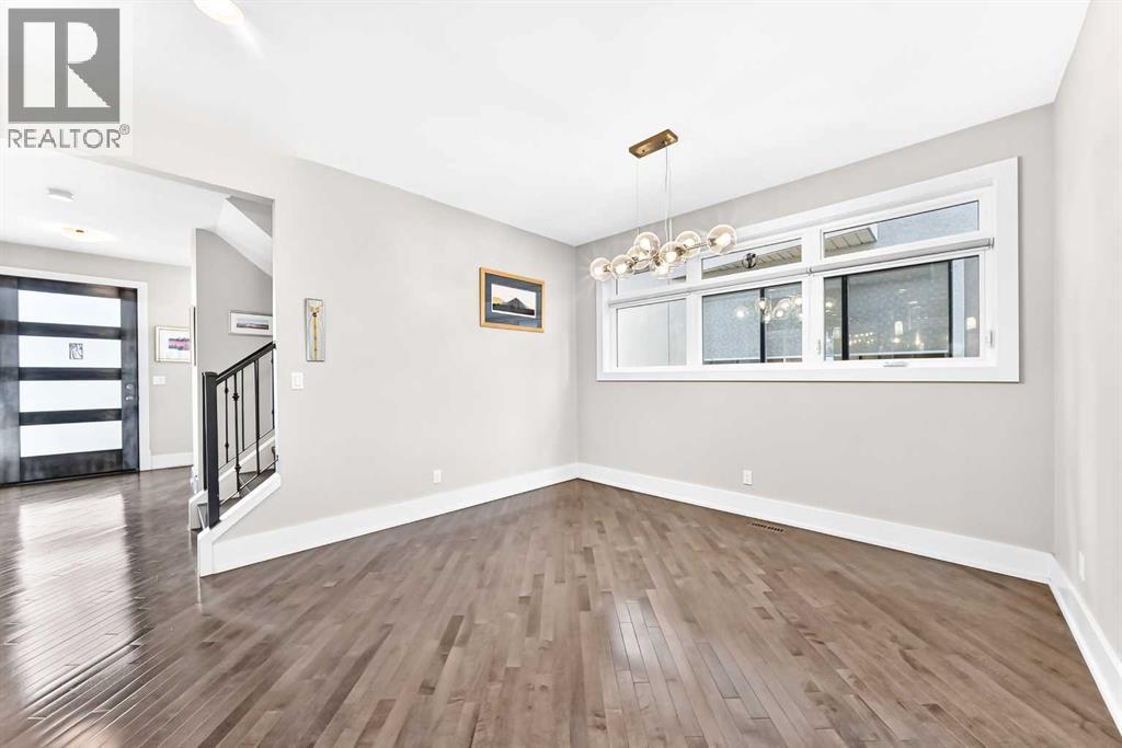 2233 26 Street Sw Property Photo 7