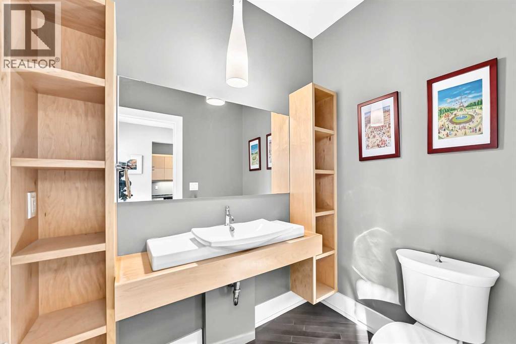 2233 26 Street Sw Property Photo 13