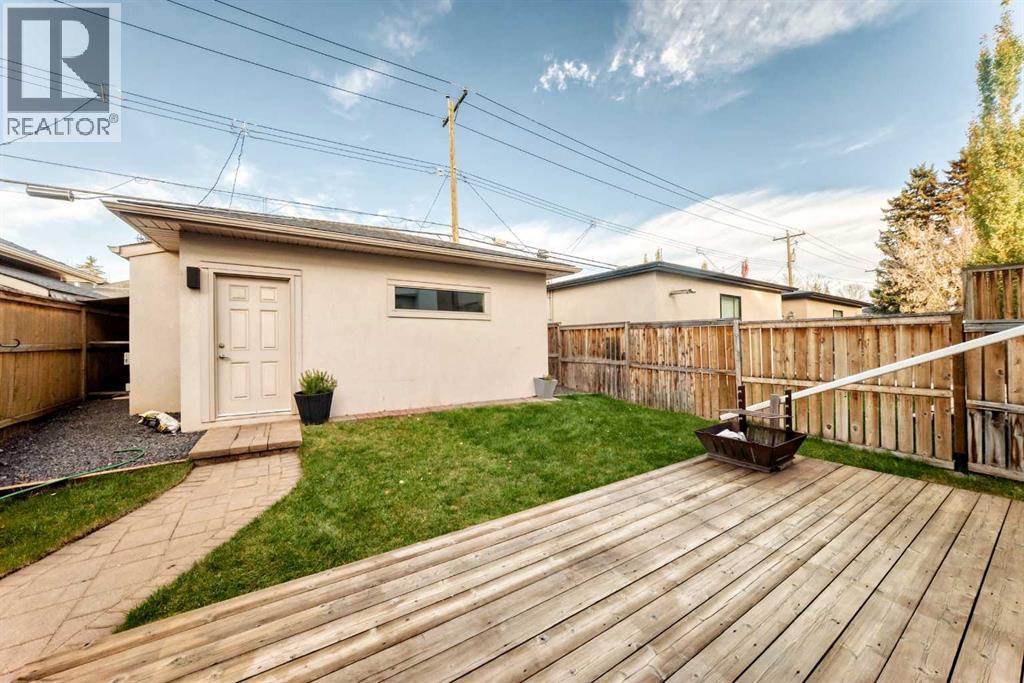 2233 26 Street Sw Property Photo 42