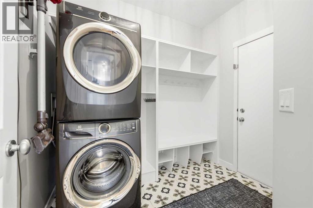 383 Springborough Way Sw Property Photo 22