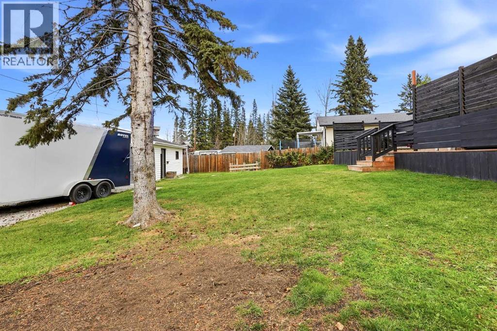 5020 58 Street Close Property Photo 27