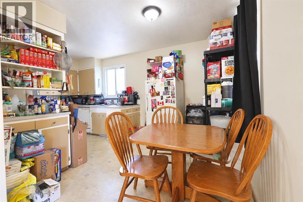 1709 15 Avenue S Property Photo 5